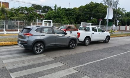 Le dan por «Detrás» en el Maples Arce