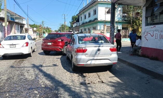 Noticia del choque en la Escudero: Deja solo daños materiales