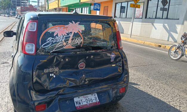 Velocidad y semáforo nuevo dejan otras víctimas en el centro de Tuxpan