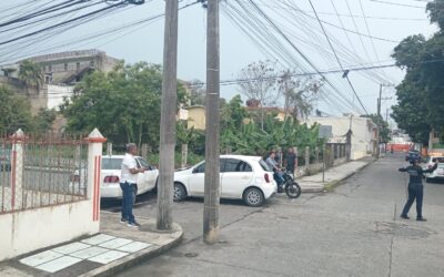 Colisión por no respetar señalamiento de alto en Abasolo
