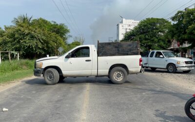 Cierran paso hacia la CFE en Playa San Antonio por inconformidad con obras