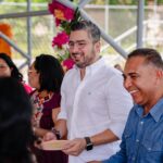 Daniel Cortina acompaña entrega de constancias a comunidades indígenas en la región