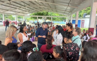 Daniel Cortina continúa estableciendo canales de comunicación y atención en comunidades tuxpeñas