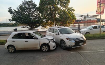 Accidente en bulevar Independencia deja tres lesionados