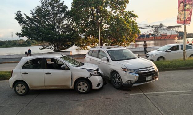 Accidente en bulevar Independencia deja tres lesionados