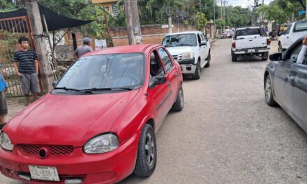 Choque en la Azteca deja un lesionado