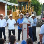 Ayuntamiento de Tuxpan puso en marcha en Tampiquillo la obra de construcción de la carretera tipo D, con concreto asfáltico