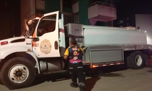 Arde departamento en Cabo Alto; autoridades descartan hecho delictivo