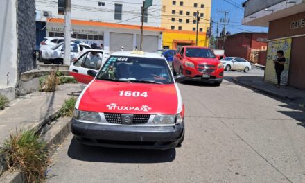 Mientras usted dormía: Accidente en el libramiento Adolfo López Mateos; se incrementa el “Taxichocómetro”