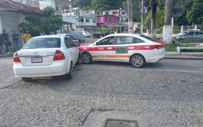 Choque en el Centro de Tuxpan termina en acuerdo entre conductores