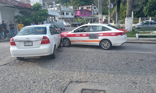 Choque en el Centro de Tuxpan termina en acuerdo entre conductores