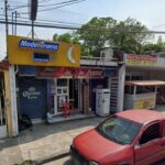 ¡Le estalla una botella en la cara!: Al Hospital…