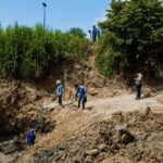 Iniciaron trabajos de desazolve en la colonia Nueva Italia para reducir riesgos de inundación: Daniel Cortina
