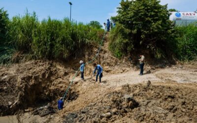 Iniciaron trabajos de desazolve en la colonia Nueva Italia para reducir riesgos de inundación: Daniel Cortina