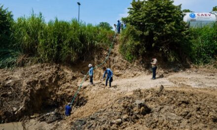 Iniciaron trabajos de desazolve en la colonia Nueva Italia para reducir riesgos de inundación: Daniel Cortina
