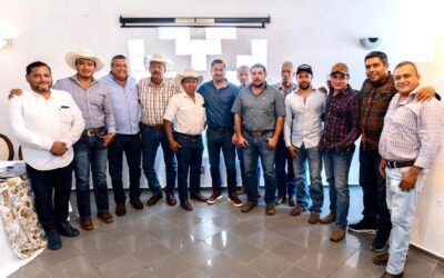 Daniel Cortina refrenda su compromiso con la ganadería tuxpeña