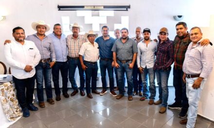 Daniel Cortina refrenda su compromiso con la ganadería tuxpeña