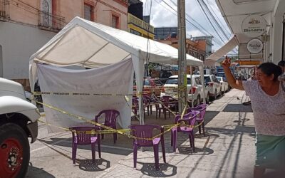 Riesgo por cable energizado obliga a evacuar a adultos mayores en la Juárez