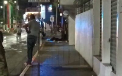 Ataque armado frente a centro nocturno deja un muerto y dos heridos en Tuxpan