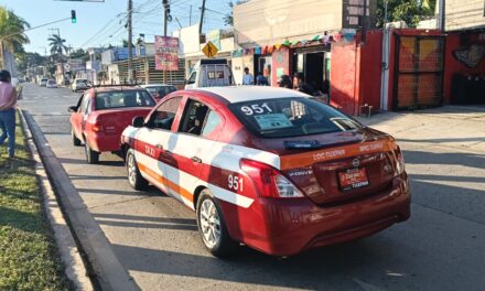 Choque por alcance en la avenida Independencia deja solo daños materiales