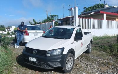 Maniobra en reversa provoca choque en la colonia Las Lomas