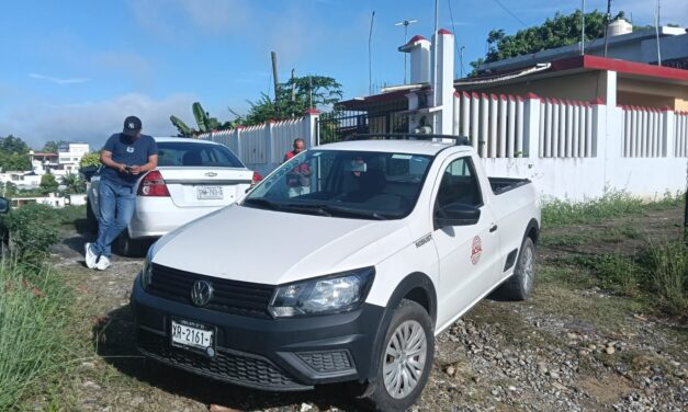 Maniobra en reversa provoca choque en la colonia Las Lomas