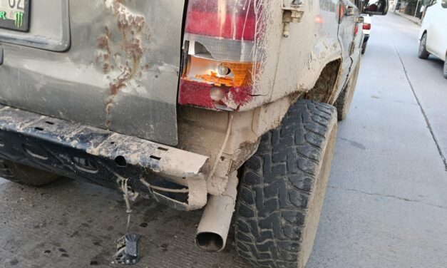 Chocan por por alcance en la Azteca