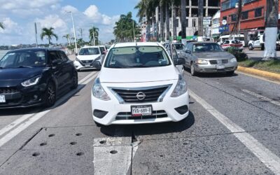 Choque por alcance en la avenida Reyes Heroles