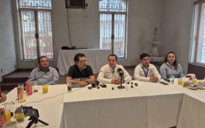 Sindicatos de Tuxpan apoyados por Óptica Live anuncian programa gratuito de lentes para la población
