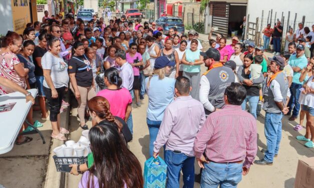 DIF Tuxpan lleva más apoyos emergentes a damnificados