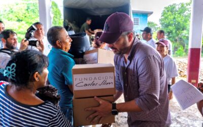 Sin descanso por la gente: Daniel Cortina continúa apoyando a familias damnificadas en Tuxpan