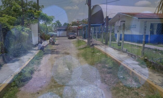 Vecinos denuncian a sujeto agresivo y drogado en la colonia Lázaro Cárdenas