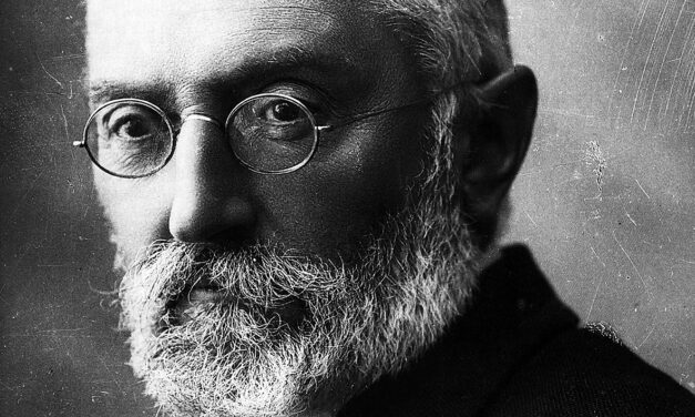 «No des a nadie lo que te pida, sino lo que entiendas que necesita; y soporta luego la ingratitud» – Miguel de Unamuno