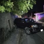 Mientras usted dormía, rompieron una barda de un REVERSAZO