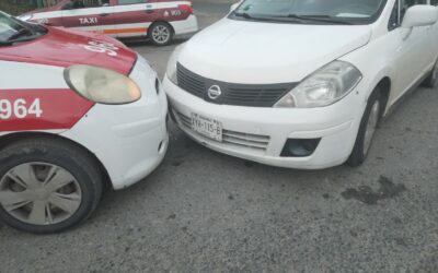Choque en la carretera Tuxpan–Tampico frente a Casa Bella; no hubo lesionados