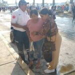 Al filo del desfile, fuga de aguas negras deja cuatro heridos en pleno Centro