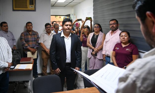 Nuevo titular del Registro Civil Tuxpan