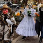 Con el programa cultural “Ruta de las Almas”, en el Panteón Jardín, el Ayuntamiento de Tuxpan celebró el Día de Muertos