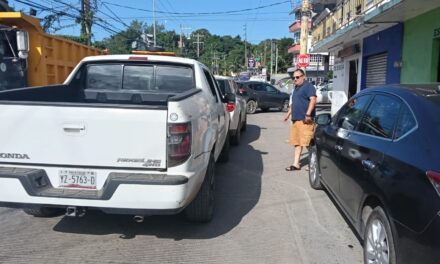 Colisión por alcance en la avenida Cuauhtémoc deja solo daños materiales