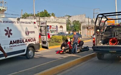 Choque por alcance debajo del Puente Tuxpan deja a motociclista lesionado