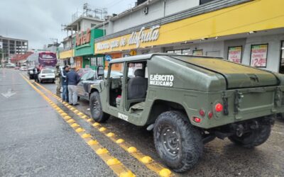 Le dieron por «Detroit» con un Humvee