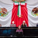 Cortina asiste a la comparecencia de rendición de cuentas de la gobernadora Rocío Nahle