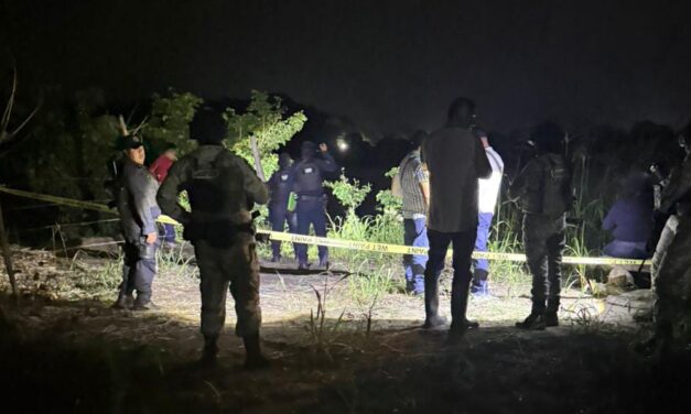 HALLAN EL CUERPO DE UNA MUJER FLOTANDO EN EL RÍO TUXPAN; AUTORIDADES INVESTIGAN UN POSIBLE HECHO DE VIOLENCIA