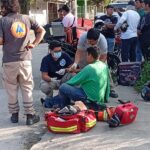 Maniobra indebida de automovilista municipal deja a repartidor lesionado en el libramiento