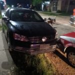 Taxista agarra a «Balón Parado» a un Jetta en la colonia Antorchista; no hubo lesionados