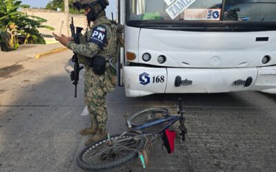 Ciclista de la tercera edad resulta lesionado tras ser impactado por autobús en Tuxpan