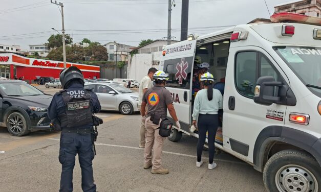 Mujer de la tercera edad, grave tras atropellamiento