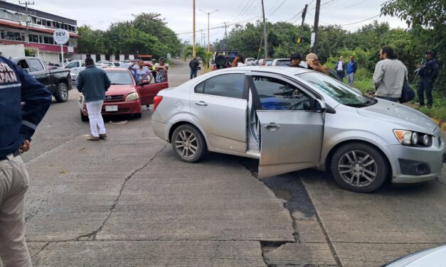 Choque en la carretera Tuxpan–Tamiahua deja dos personas con lesiones leves