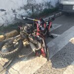 Motociclista resulta lesionado tras fuerte choque en la avenida Independencia
