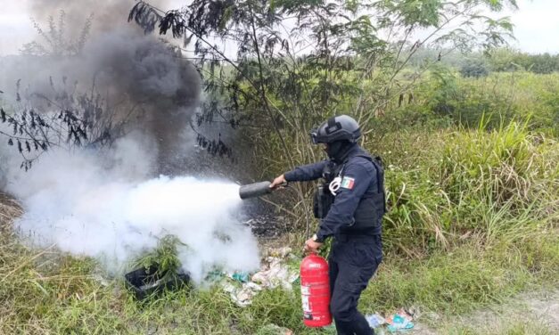 Poli-Bomberos sofocan conato en México Lindo